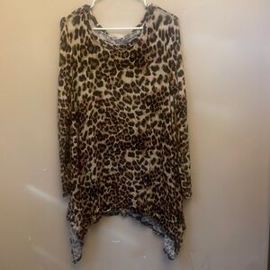 ODDY Drape Oversized Animal print Blouse! Women’s xl